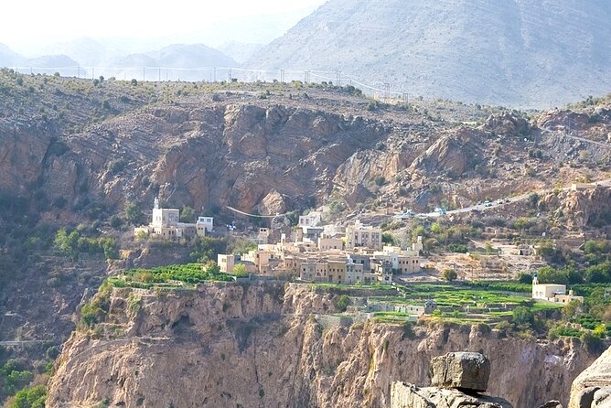 Nizwa & Jabel Akhder (Sharing) - Tour Details