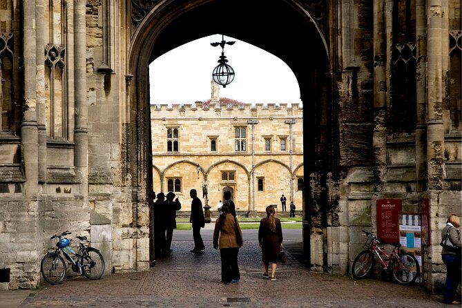 Oxford Scavenger Hunt and Best Landmarks Self-Guided Tour - App Navigation Instructions