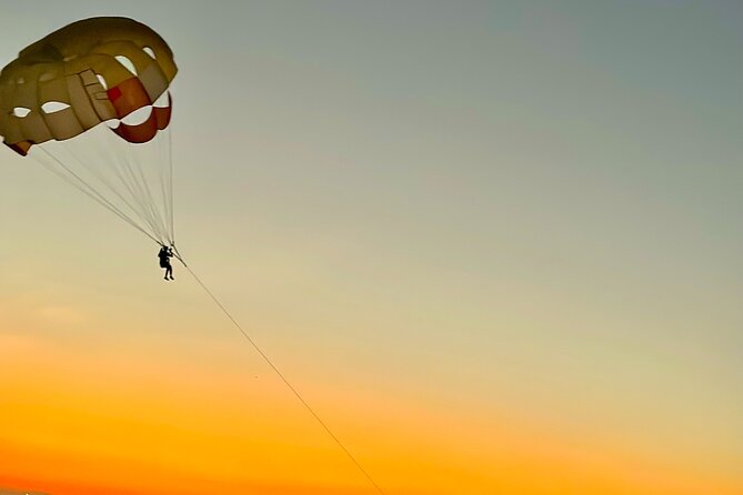 Parasailing Tour in Al Mouj Muscat - Tour Activities