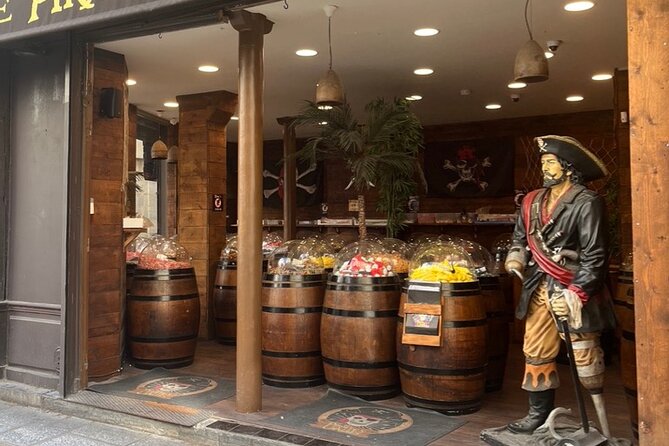 Paris Behind the Scenes - Snack and Walk Tour - Flexible Booking Policy