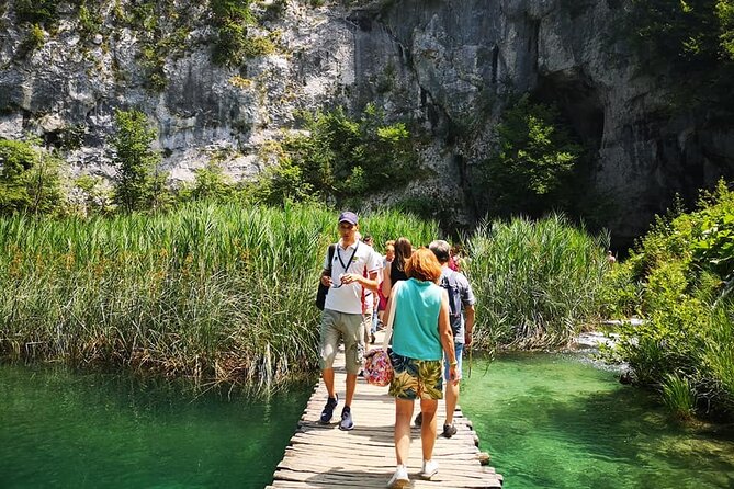 Plitvice Lakes NP and Rastoke Private Day Trip From Zagreb - Customer Reviews