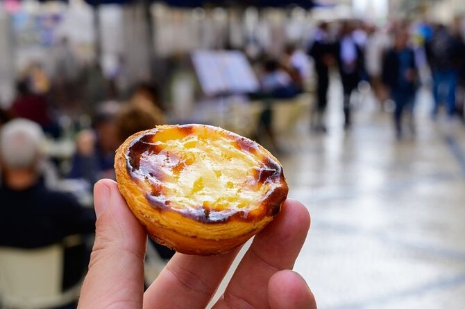 Porto Intro Tour With a Local Guide: Private & Custom Kickstart - Guarantee & Benefits