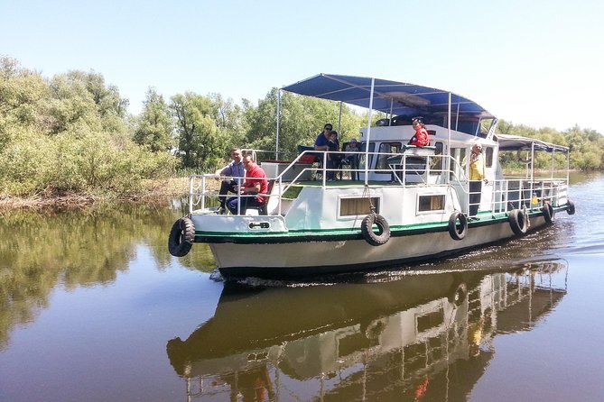 Private 6-7h Classic Boat Tour - Accessibility and Safety