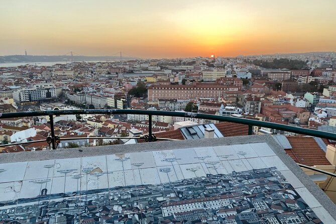 Private City Highlights and Historic Tour in Lisbon by Tuk Tuk - Additional Information