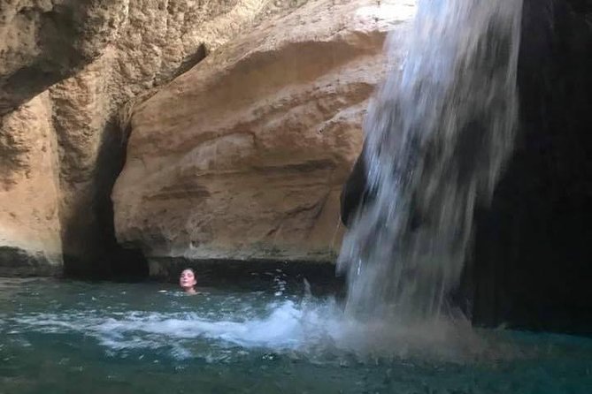 Private Day Trip to Wadi Shab & Bimmah Sinkhole Price Up To 5 Persons - The Sum Up