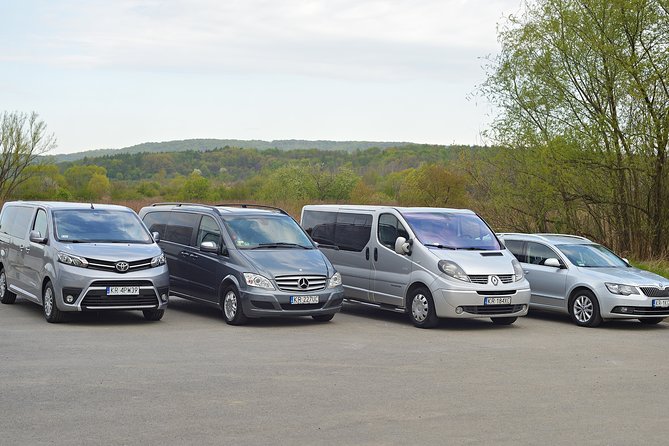 Private Door-To-Door Transfer From Krakow to Prague - Hotel/Apartment Pick Up/Drop Off