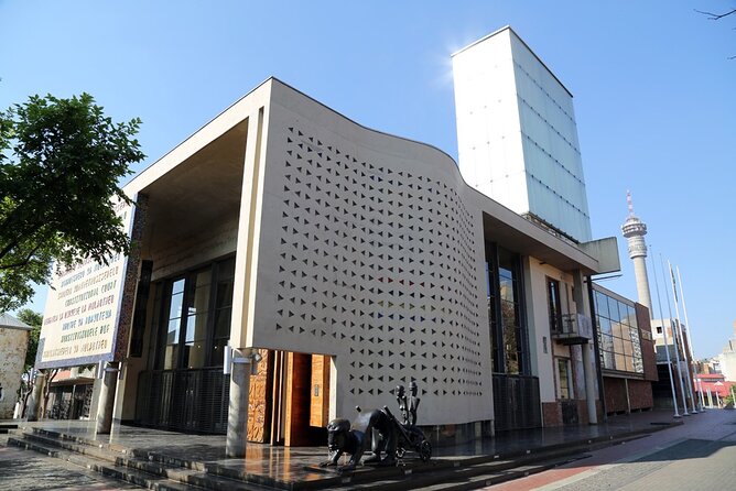 Private Full Day Johannesburg Historical Tour - Transportation Details
