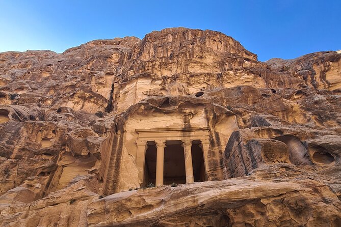 Private Outdoor Bedouin Dinner in Petra - The Sum Up