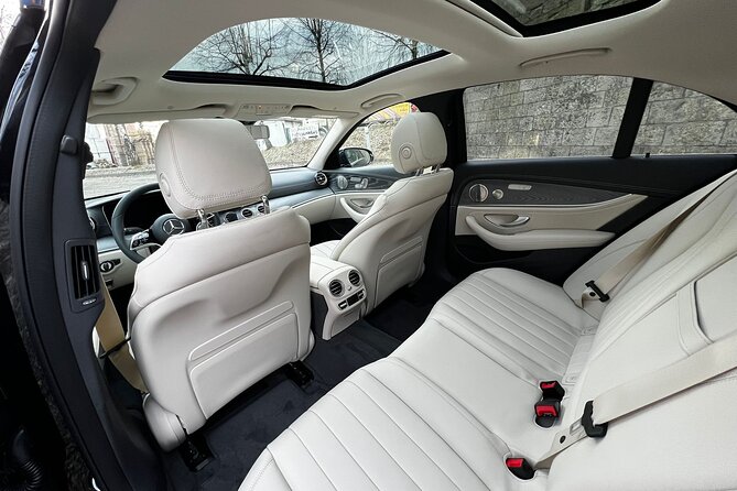Private Round Trip Transfer From Gdansk Airport to Gdansk - Airport Pickup Process