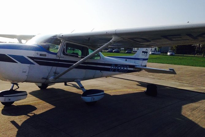 Private Sightseeing Flight Around Berlin - Frequently Asked Questions