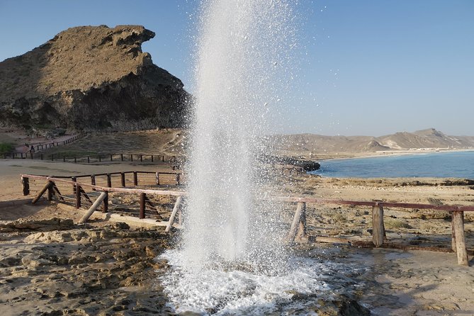 Private Tour Mountains and Beaches of the West Coast (Fazaya Beach+Shaat Cliff) - Important Details
