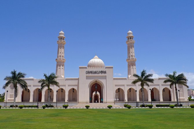 Private Tour - Salalah City Tour + the West Coast (Mughsail Beach, Blowholes) - The Sum Up