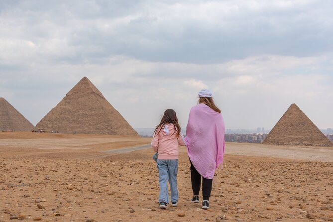 Private Tour to Giza Pyramids and National Museum - Confirmation and Accessibility