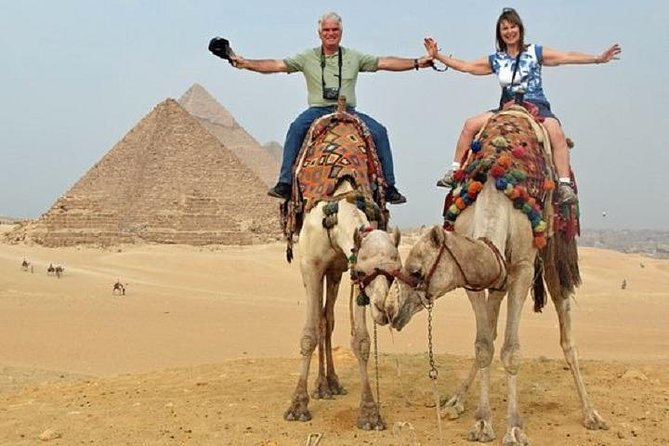 Private Tour to Giza Pyramids, & the National Museum & Old Coptic City & Bazaar - Reviews and Ratings