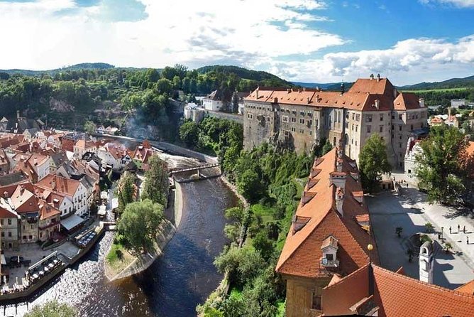 Private Transfer From Salzburg to Prague With a Stopover in Cesky Krumlov - Pickup and Local Guide Meeting Points