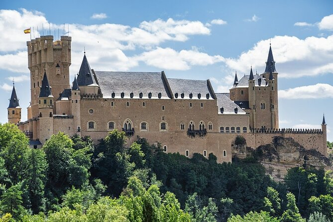 Private Transfer From Segovia to Madrid City/Airport - Booking Information