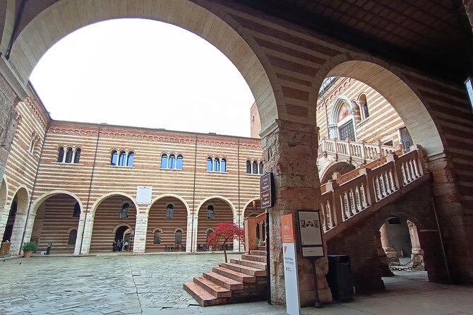 Private Verona Tour With Local Guide & Arabic Interpreter - Participant Information