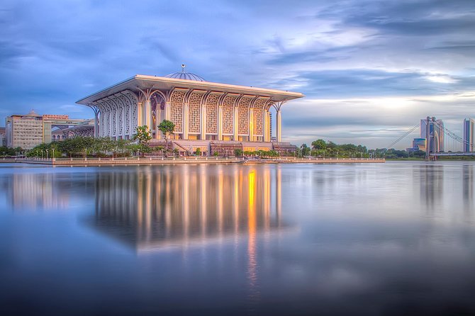 Putrajaya City Tour With Batu Caves & Sight Seeing Cruise - Frequently Asked Questions
