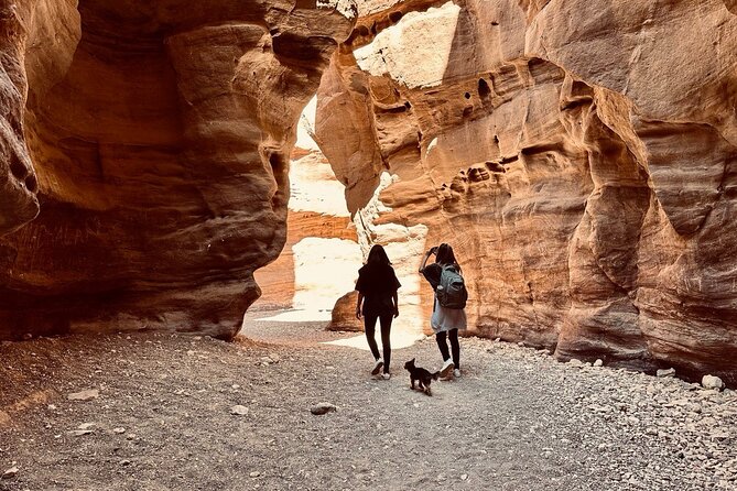 Red Canyon: Small Group Photo Tour - Cancellation Policy