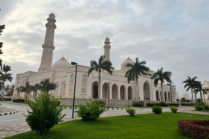 Salalah City Tour: Nature, Culture, History, Food, Shopping - Shopping Destinations