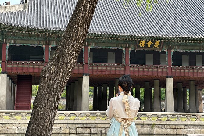 Seoul City Half Day Tour-Gyeongbok Palace Guard Changing Ceremony - Background