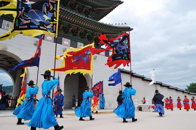 Seoul City Sightseeing Tour Including Gyeongbokgung Palace, N Seoul Tower, and Namsangol Hanok Village - Tour Highlights