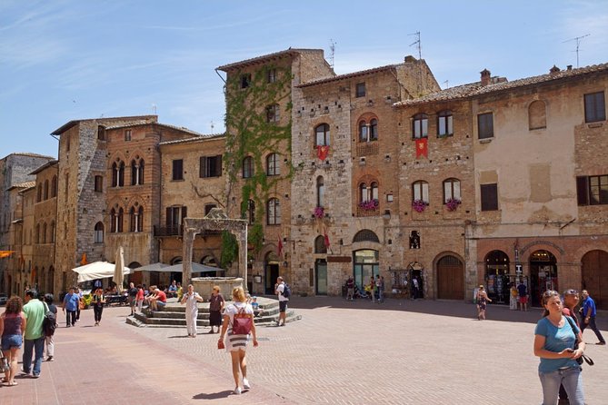 Siena Monteriggioni San Gimignano With Lunch&Winetasting Fullday From Rome - The Sum Up