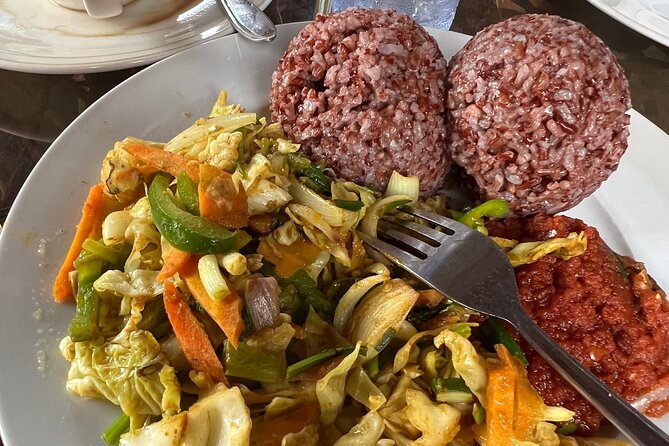 Slave Dungeons , Cape Coast , Elmina ,Canopy Walkway / Accra City Tour - The Sum Up