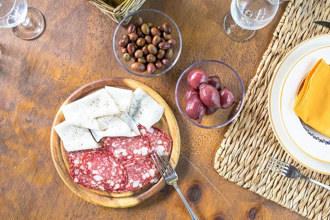 Small-Group Street Food Tour in Arezzo - Pricing and Reservations
