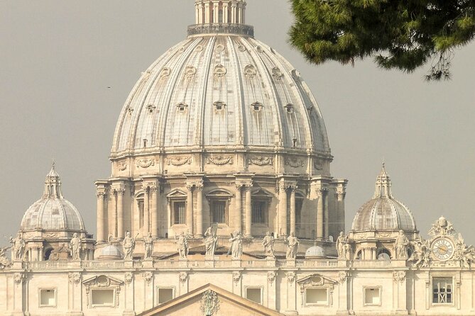 St. Peters Basilica and Papal Tombs Guided Tour - Meeting Point Details