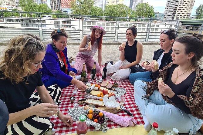 Sunset Picnic With View of Eiffel Tower and Live Music - Special Offers