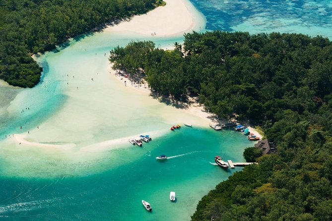 TAXI ONLY< to ILE AUX CERFS MAURITIUS PARADISE ISLAND CATAMARAN or SPEED BOAT.