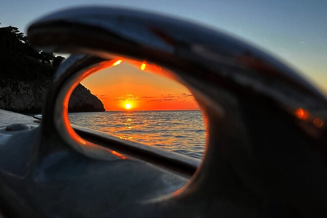 The Island of Capri Private Boat Tour 3 Hours - Tour Description and Highlights