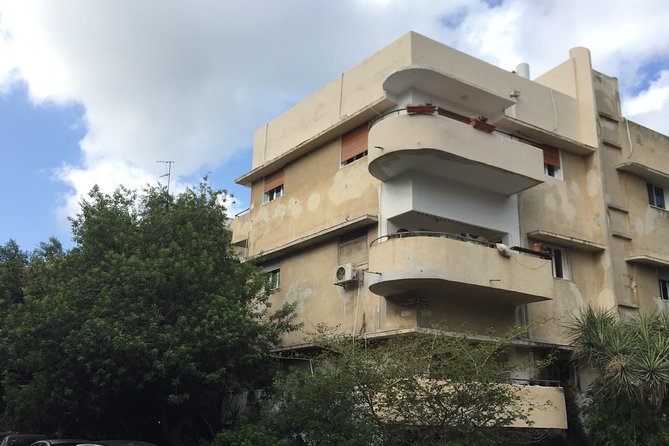 The White City: A Self-Guided Audio Tour of the History of the Bauhaus Style - Audio Narration and Maps