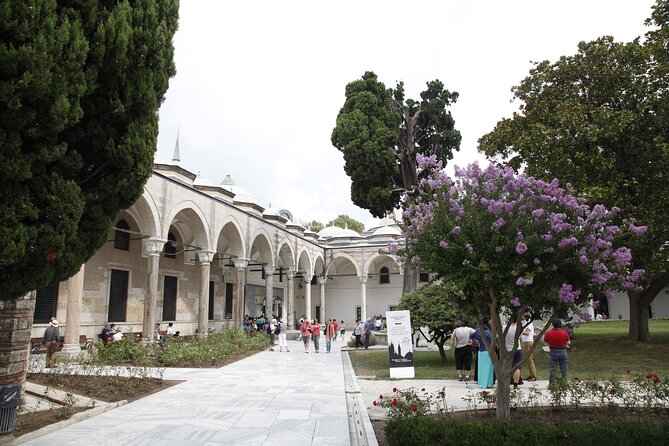 Topkapı Palace and Harem With Live Guide - Frequently Asked Questions