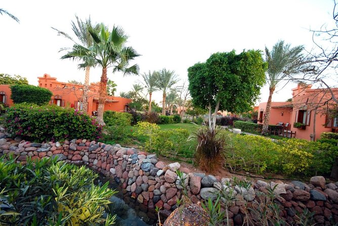 Tour Elephantine Island Agha Khan and Botanic Garden by Felucca - Meeting and Pickup