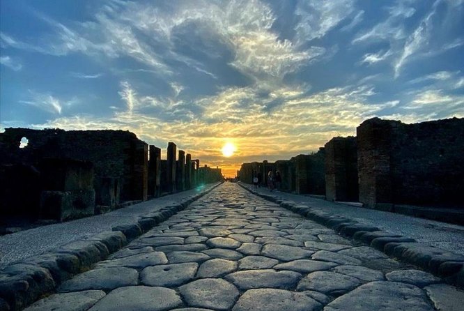 Tour of Pompeii and Herculaneum From Naples or Sorrento - Booking and Payment Information