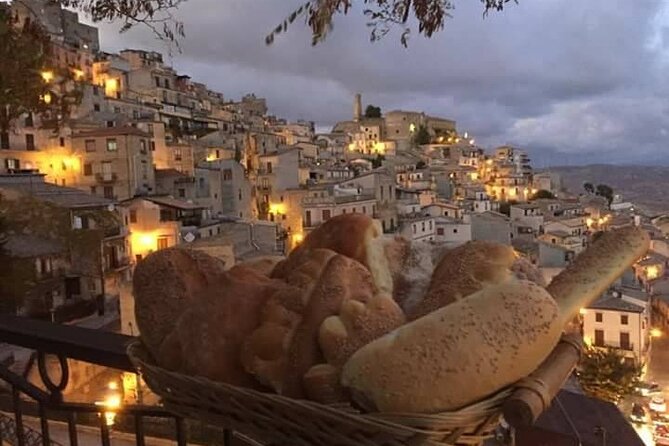 Tour With Cooking Lesson in Cammarata and San Giovanni Gemini