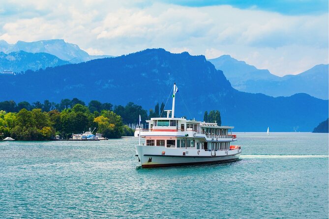 Zürich Guided City Sightseeing Tour With Lake Cruise - Maximum Travelers Allowed