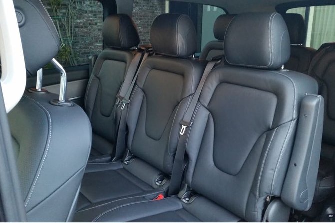 1-15 Persons Taxi or Bus Transfer Amsterdam Airport to Doetinchem - Important Reminders