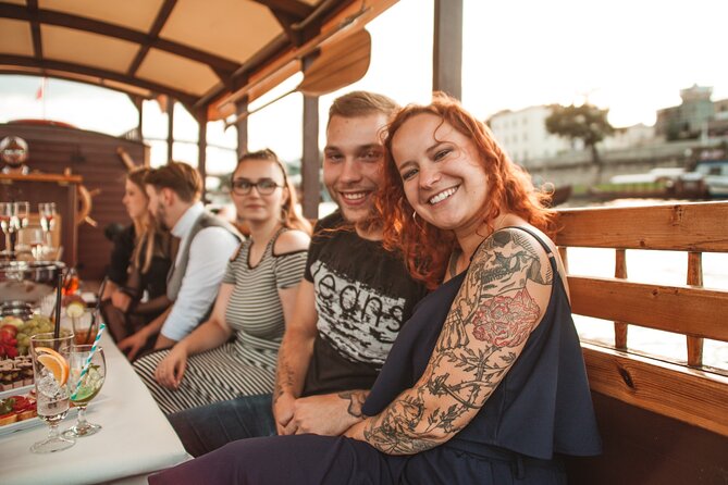 1 Hour Gondola River Night Cruise in Krakow - Meeting Point