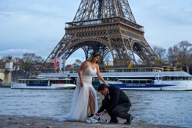 1 Hour of Photo Session in Paris - Start Time and Duration