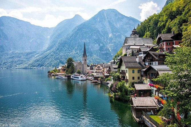10 Days Private Sightseeing Tour From Budapest to Prague - Day 6: Transfer to Prague
