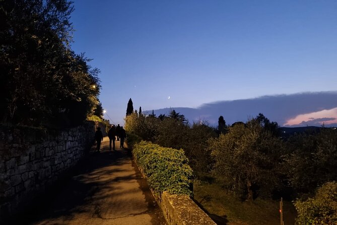 A Walk on the Path of Galileo in Florence - Galileos Statue at Piazzale Degli Uffizi