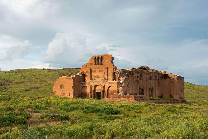 Armenia: on Noahs Traces - Pickup and Transportation