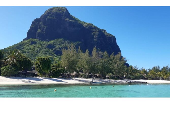 Bel-Ombre: Private Boat, Swimming With Dolphins, Lunch on the Island - Meeting and Pickup Details