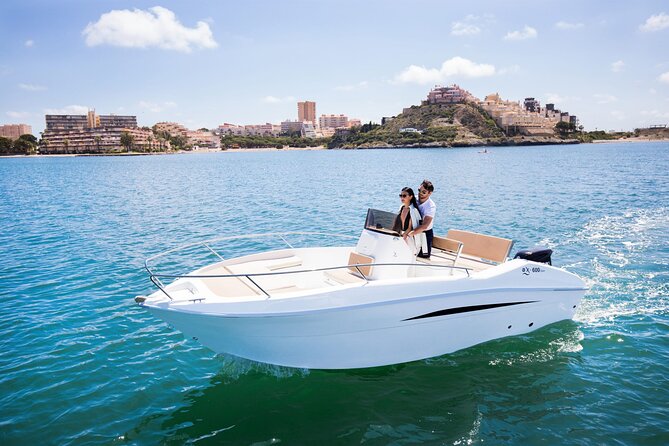 Boat Rental Torrevieja - Included Amenities