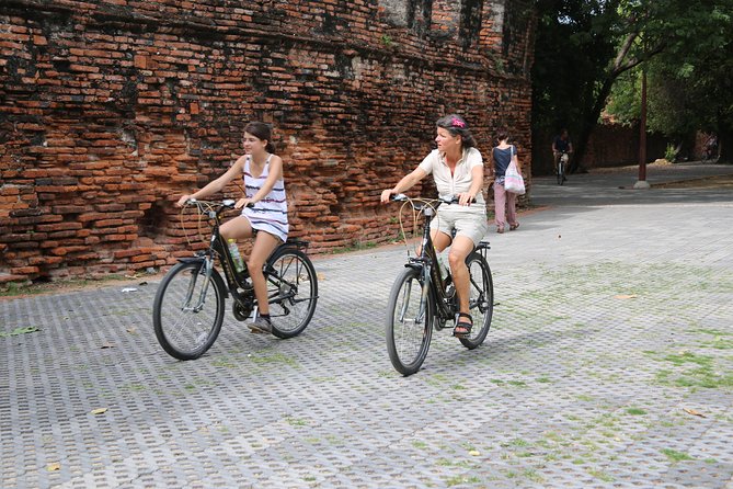 Colors of Ayutthaya Full-Day Bike Tour - Directions to Meeting Point