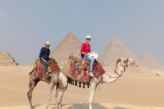 Day Tour at the Pyramids & Sphinx - Private Tour Experience