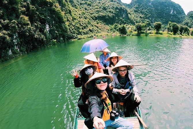 Deluxe Hoa Lu Trang An Mua Cave Small Group - Cruising, Biking,Hiking, Limousine - Average Rating and Feedback